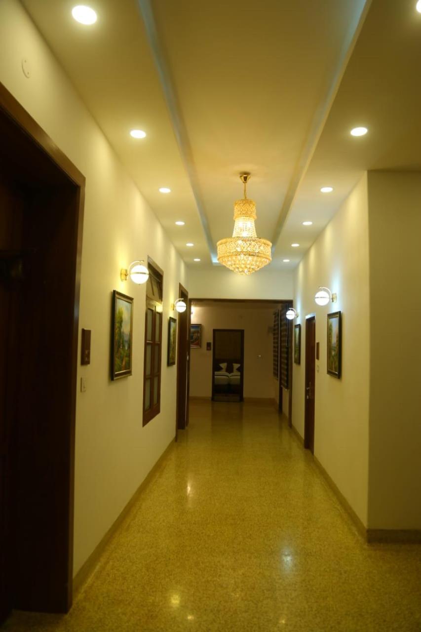 Abab Residency Hotel Kochi Bagian luar foto